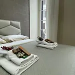 Mariana Luxury