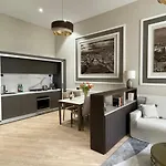 Mariana Luxury Neapol