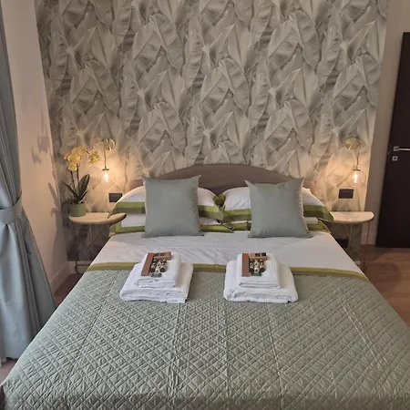 Mariana Luxury Nápoly