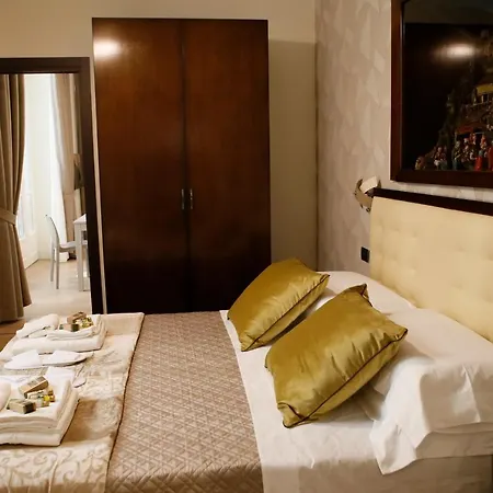 Mariana Luxury * Neapel