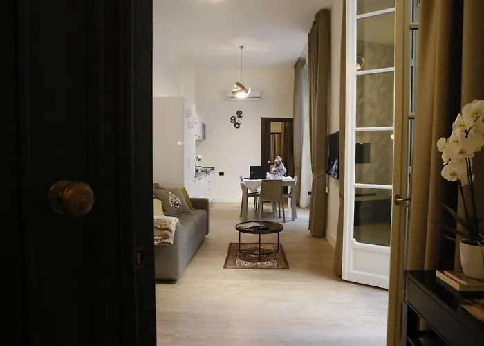 Mariana Luxury * Naples