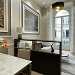 Mariana Luxury
