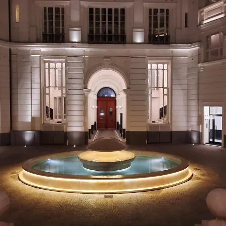 Mariana Luxury Nápoles