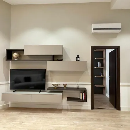 Mariana Luxury Neapol